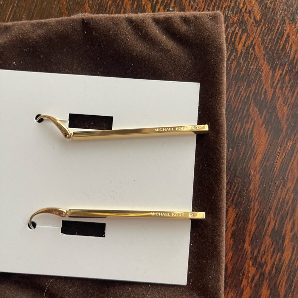 Michael Kors Gold Bar Earrings New